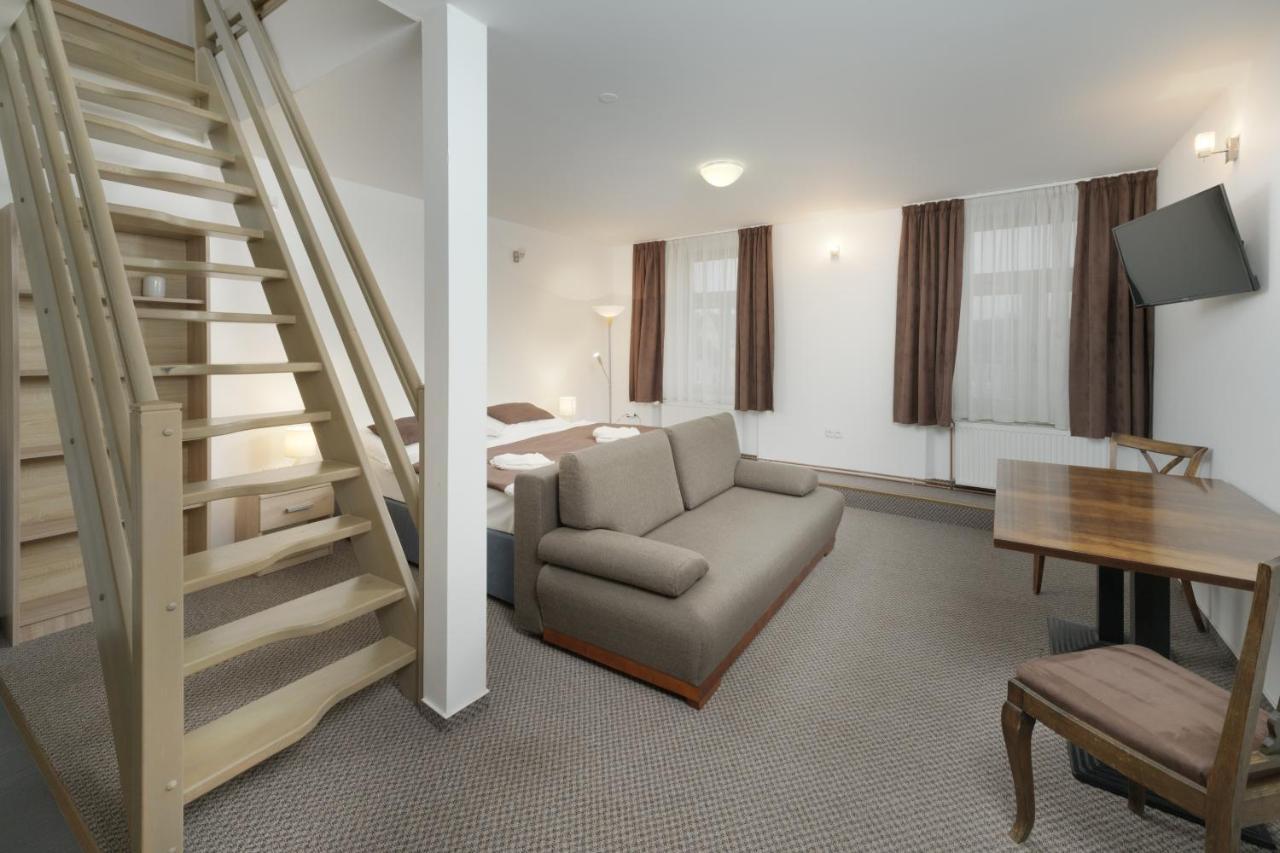 Hotel Na Stare Poste Jilemnice Dış mekan fotoğraf